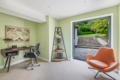 Study / Bedroom 5