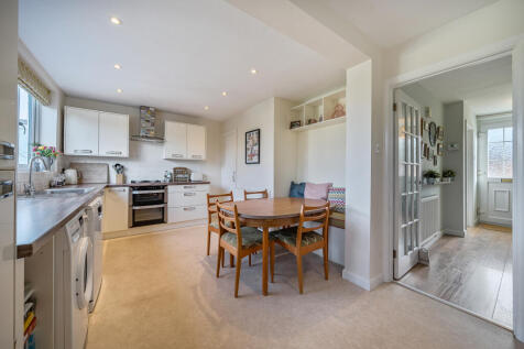 Kitchen / Breakfast Room