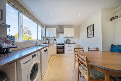 Kitchen / Breakfast Room