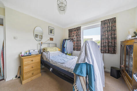 Dining Room / Bedroom 4