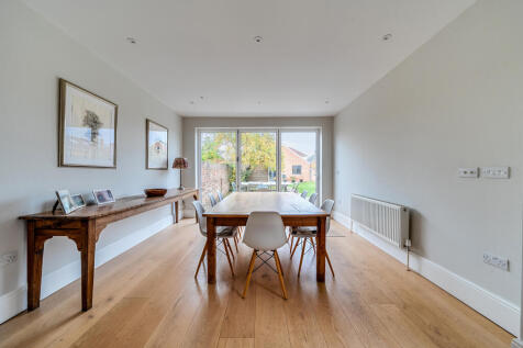 Kitchen / Breakfast Room