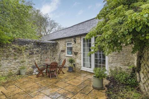 Rear Courtyard Garden