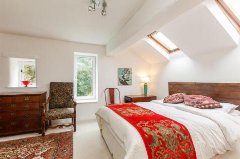 8304027-interior22.JPG