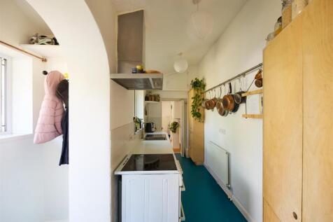 Kitchen 01 copy.jpg