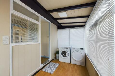 Entrance Porch/Utility Area