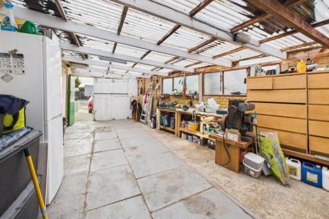 Covered Car Port