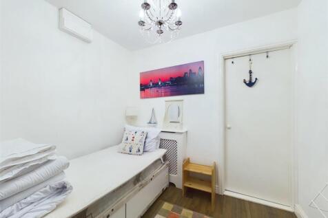 Bedroom 4/Study