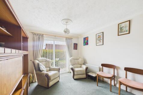 Sitting Room/Bedroom 3