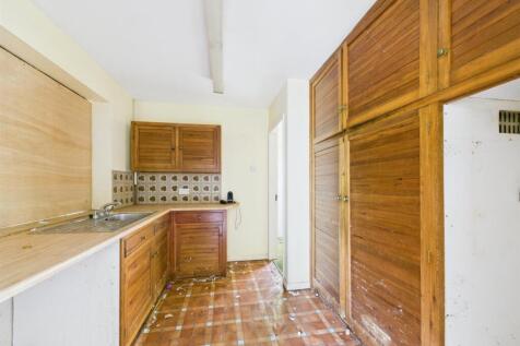 Utility Room/Annex Kitchen