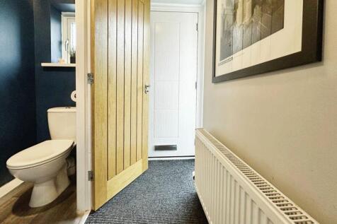Hallway/WC