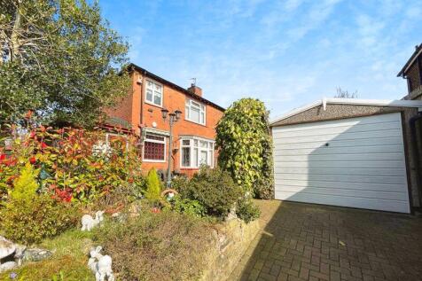 Garage &amp; Driveway