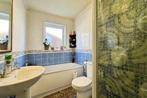 Downstairs Bathroom
