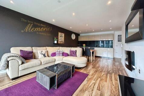 Living Room/ Kitchen/ Diner 