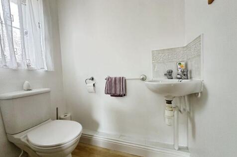 Downstairs wc