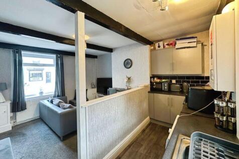 Lounge/Kitchen