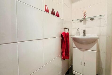 Downstairs wc