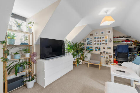 Apartment 14, 173...