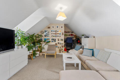 Apartment 14, 173...