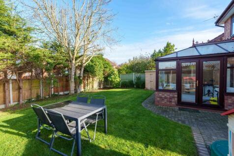 8 Thurston Road-4
