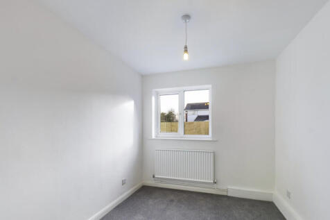 Fairholme Close, ...
