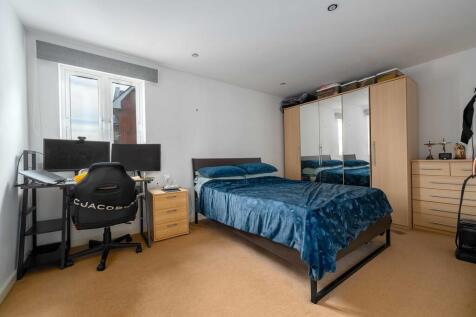 147 Saddlery Way-...