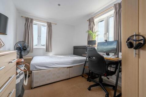 147 Saddlery Way-...