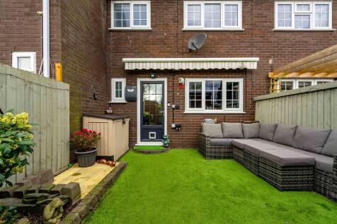 23 Broadmead, CH3...