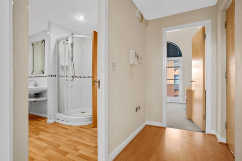 Bakers Court, Ste...