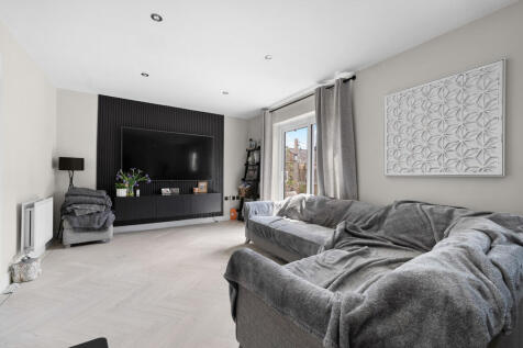 112 Naylor Road, ...