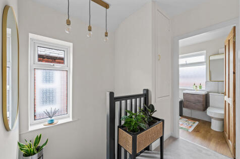 87 Prenton Place,...