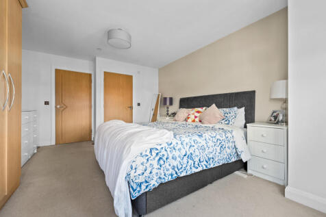 10 Charlton Court...