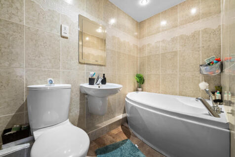 10 Charlton Court...