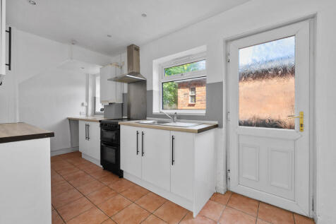 4 Carlisle Road, ...