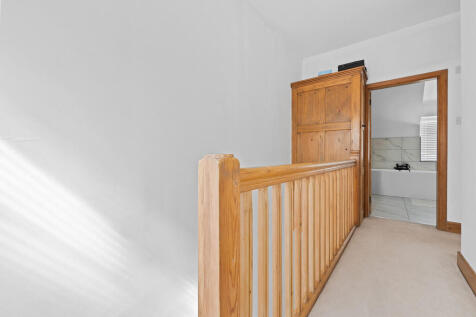32 Overleigh Road...