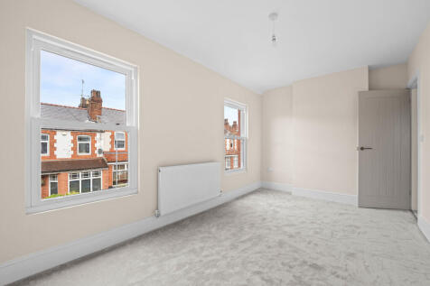 36 Hewitt street-...