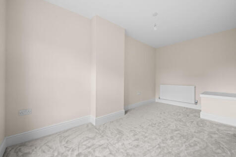 36 Hewitt street-...