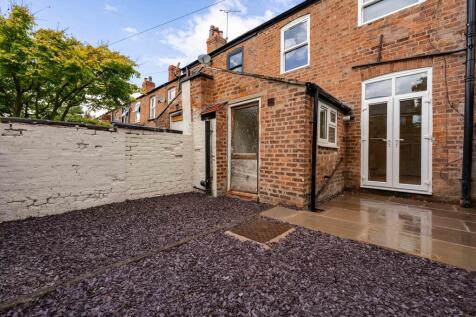 36 Hewitt street-...