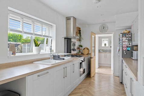 34 Meadows Lane, ...
