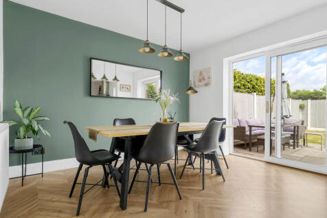 34 Meadows Lane, ...