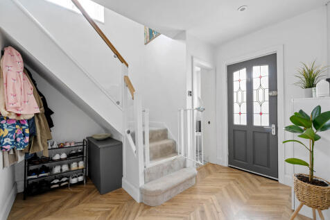 34 Meadows Lane, ...