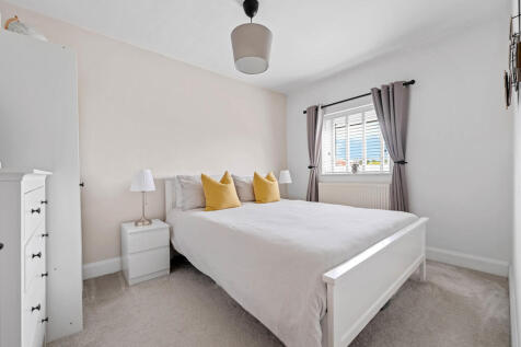 34 Meadows Lane, ...