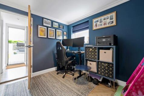 34 Meadows Lane, ...
