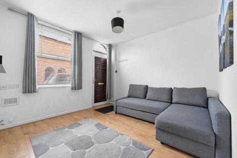 2 Catherine Stree...