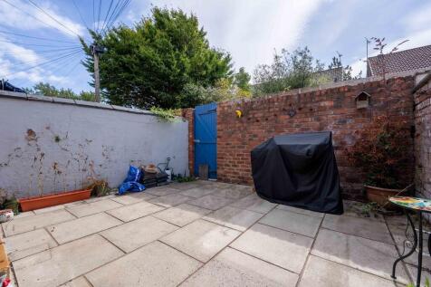 89 Clare Ave, Che...