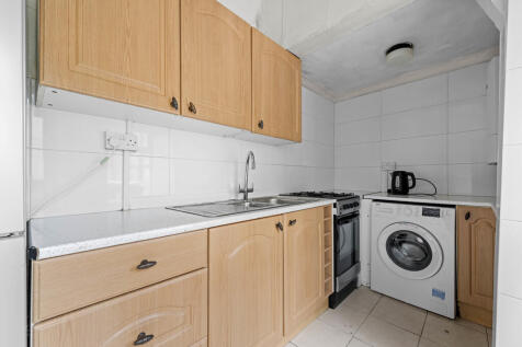 11 Gladstone Road...