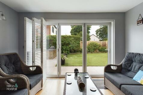 Uplands Drive