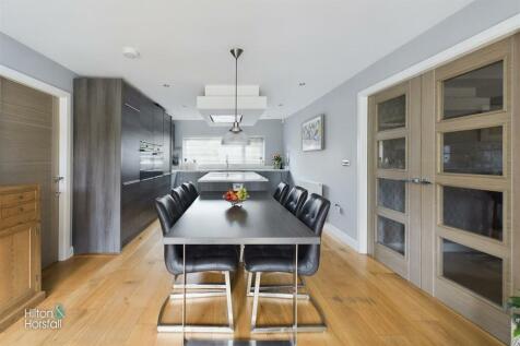 Uplands Drive