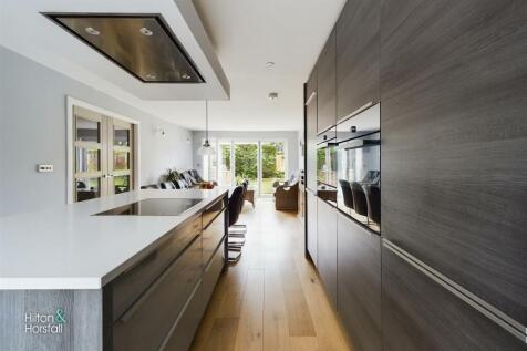 Uplands Drive