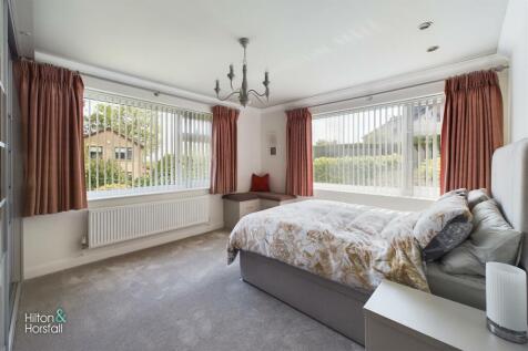 Uplands Drive