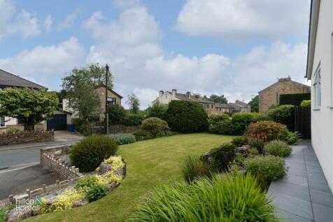 Uplands Drive